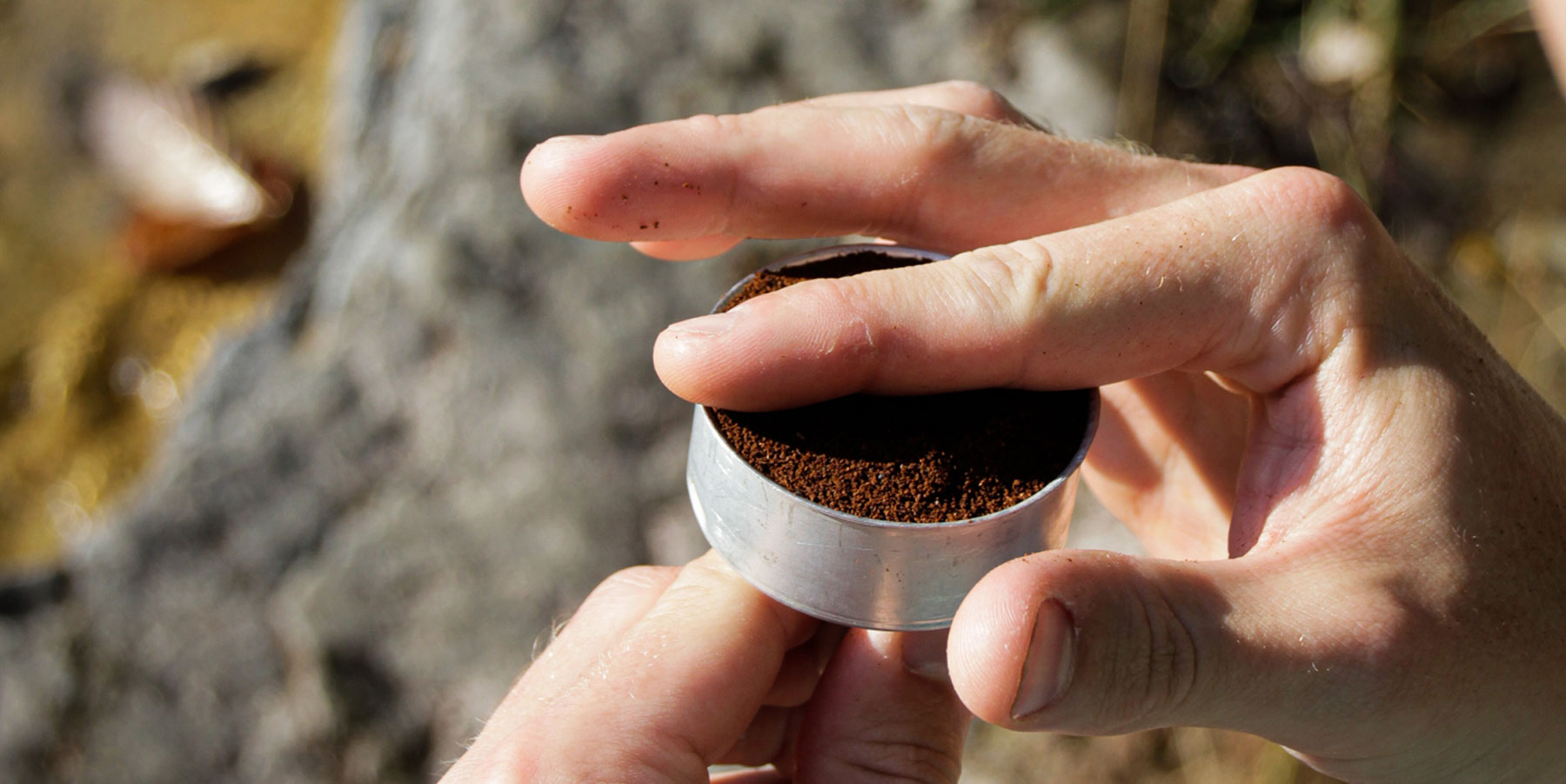 bialetti-camping-kaffee-zubereiten-wildkaffee-roesterei