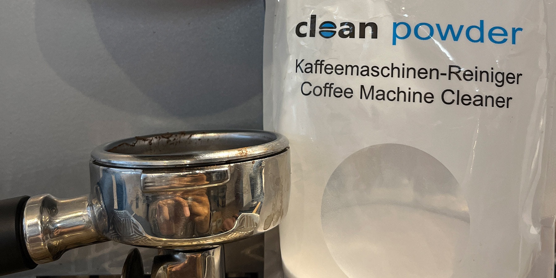 Siebtraeger-reinigen-Wildkaffee-Roesterei-Specialty-Coffee