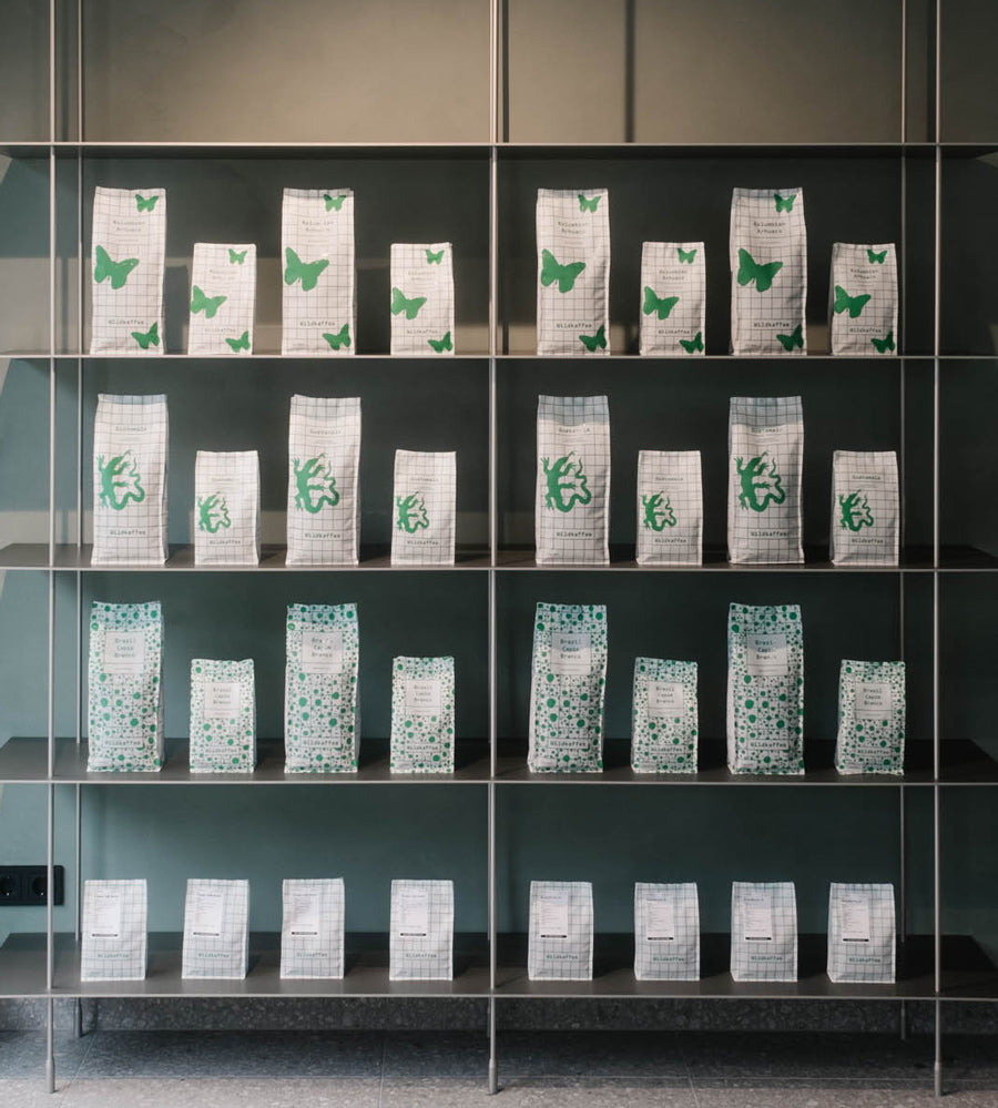 Wildkaffee-Kaffee-Abo-Roesterei-kaffeetueten