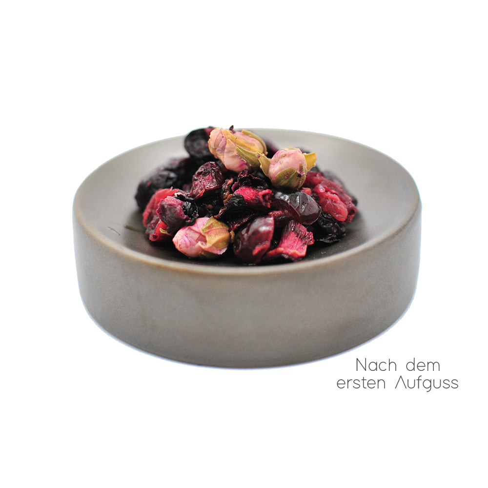 teaspitz_fruechtetee_cherrylove_nass