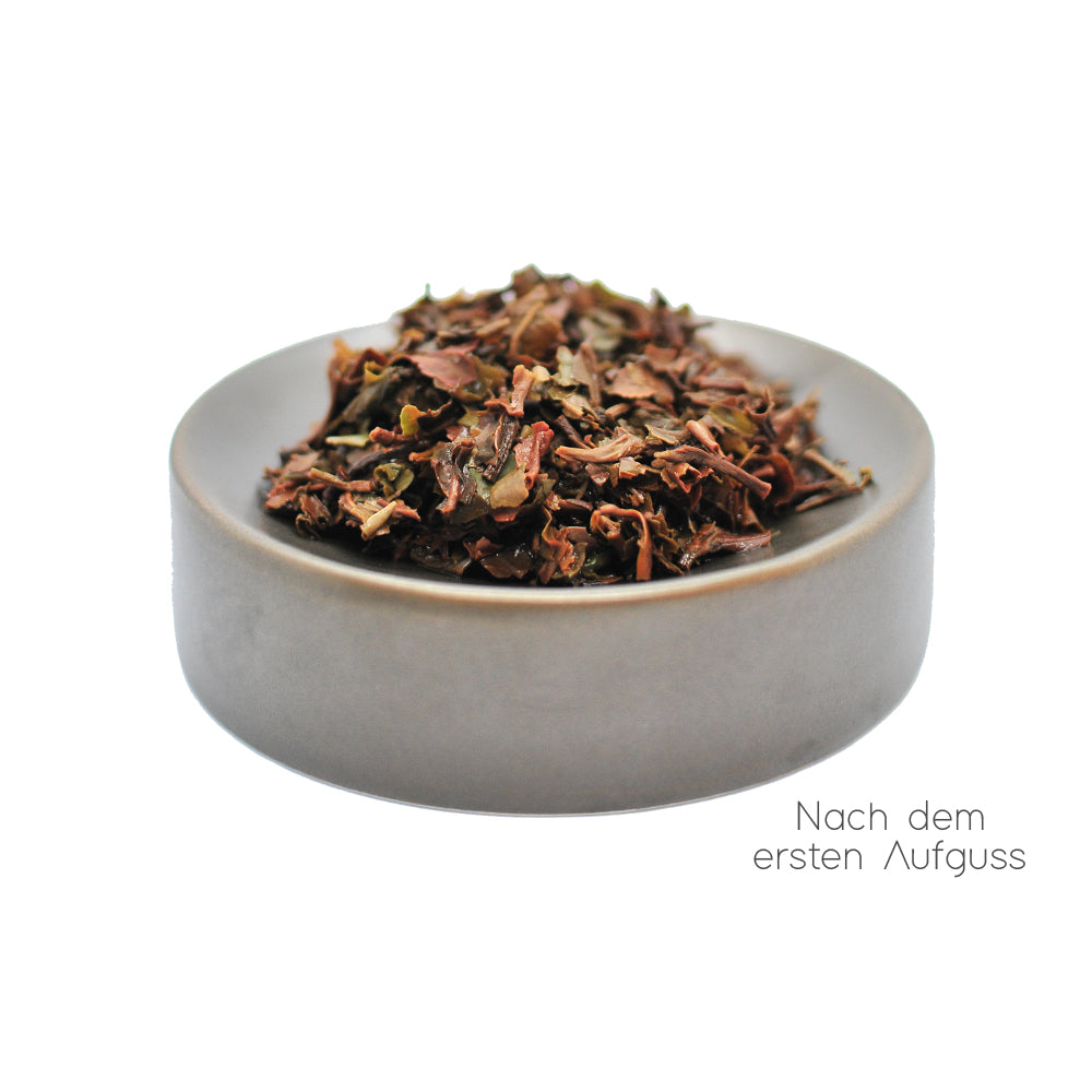 teaspitz_schwarzertee_indiendarjeeling_nass
